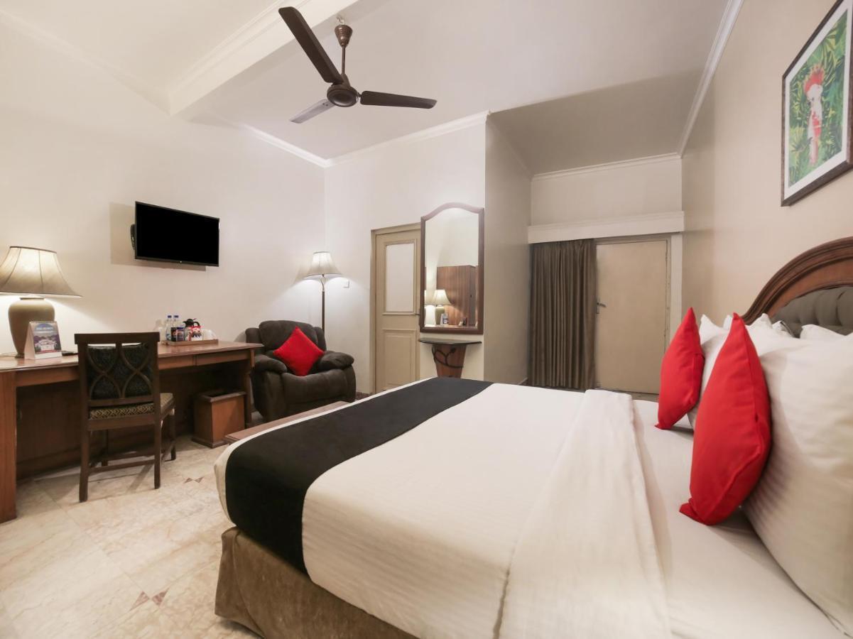 Capital O 10953 Dayal Lodge - A Boutique Hotel Agra  Extérieur photo